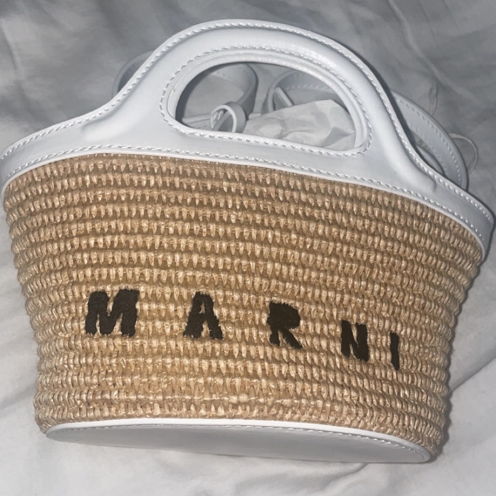 MARNI TROPICALIA MICRO BAG IN WHITE LEATHER AND RAFFIA